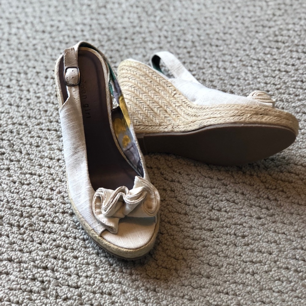 Madden Girl Wedges